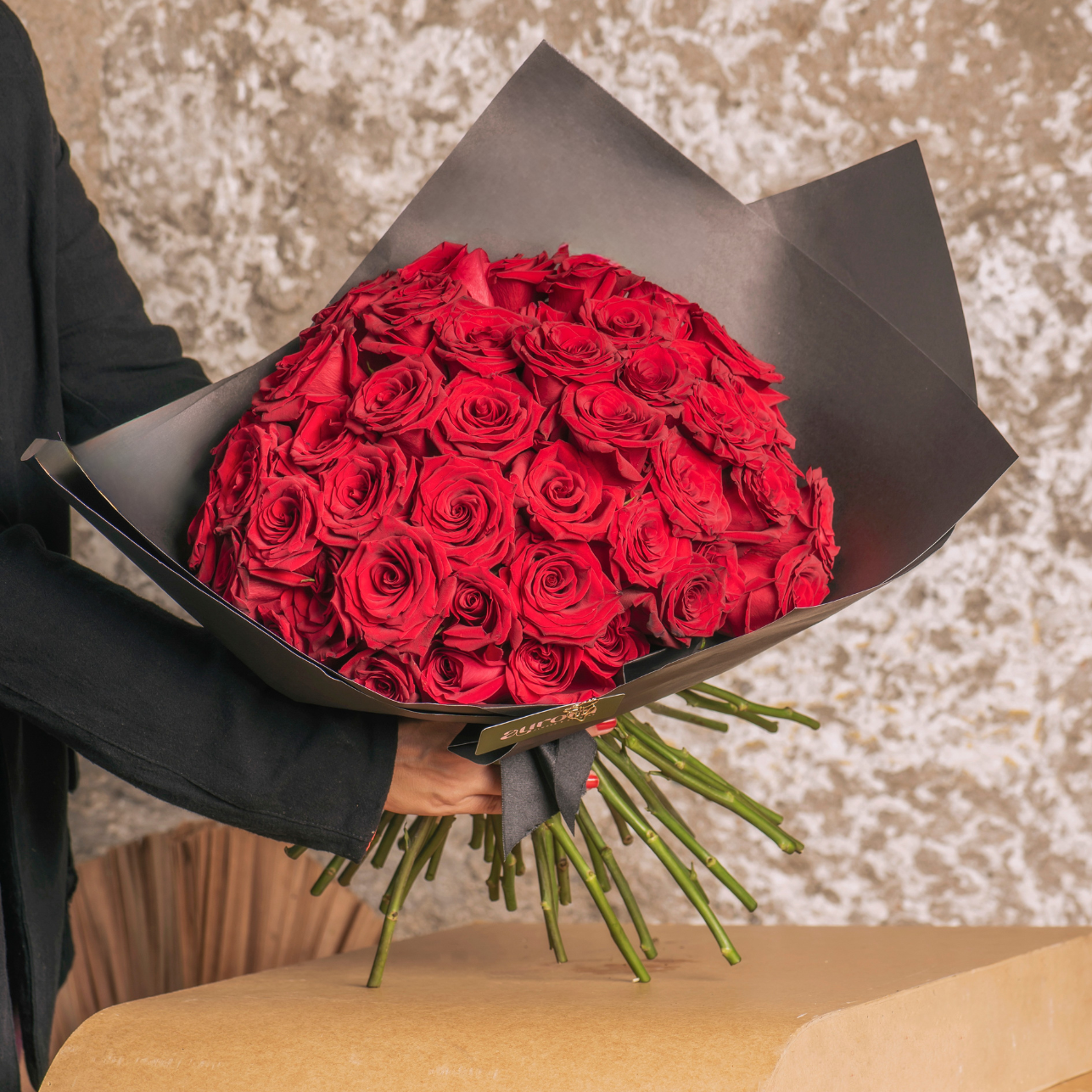 Vermelho Premium - Buquê de 50 rosas colombianas